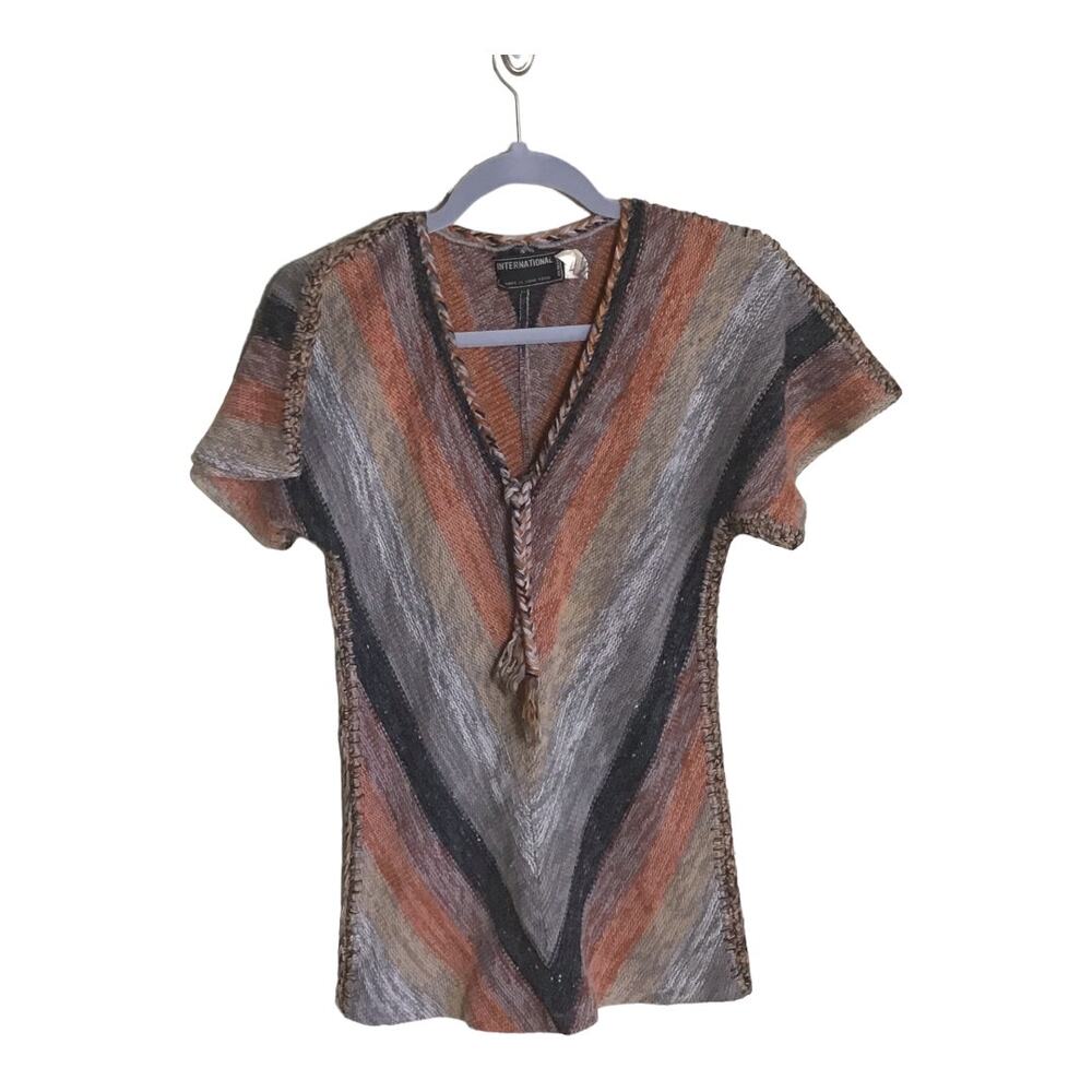 International Vintage  Women's Boho Wool Blend Knit Short Sleeve Top Sz. Sm. EUC